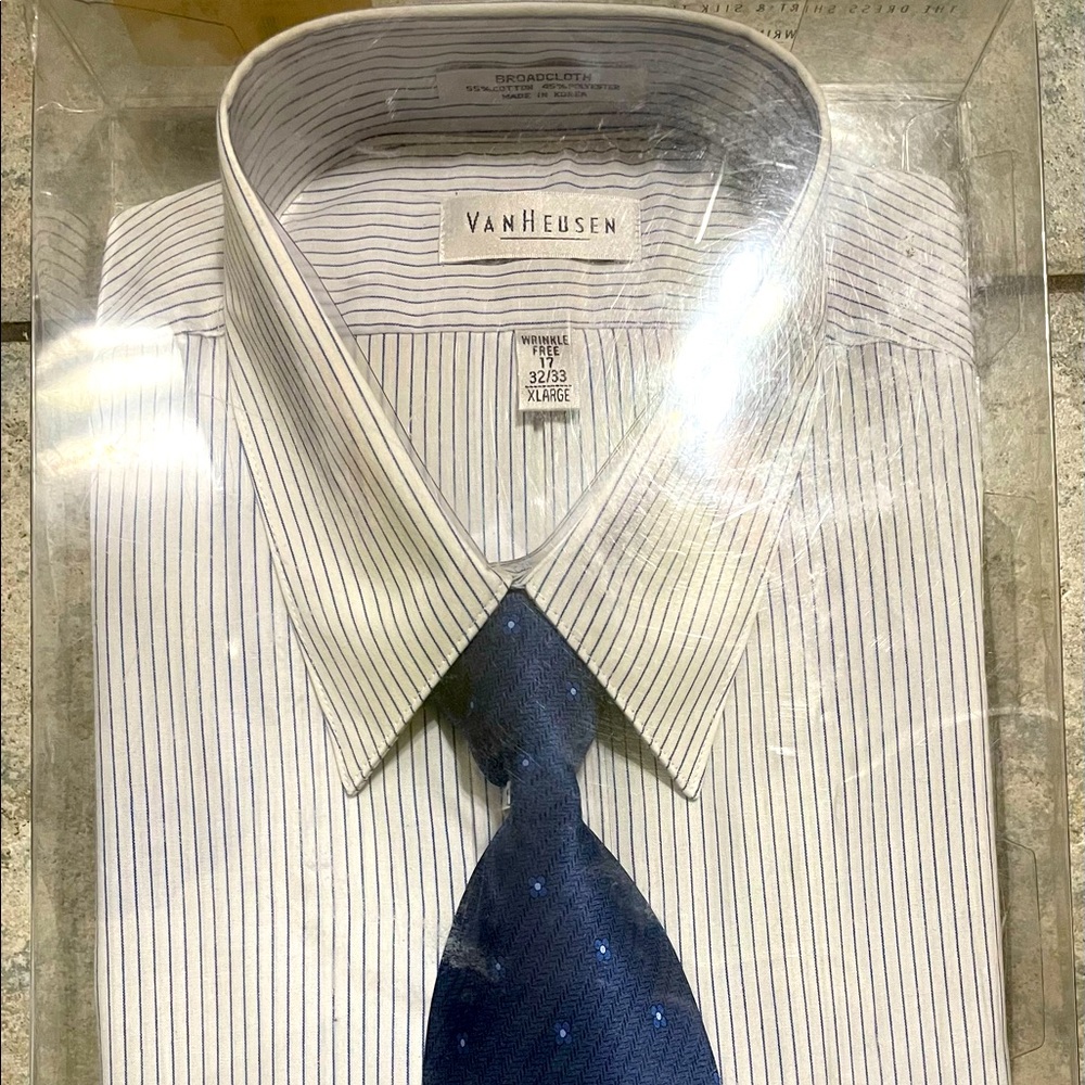 Van Heusen Men’s Dress Shirt with Tie - 17 - 32/33 (X Large)